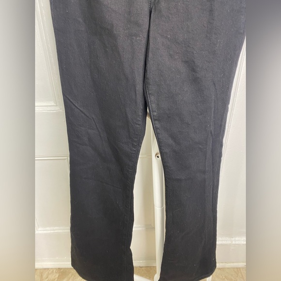 NWT REFORMATION Marlow Super Stretch High Rise Flare
Jeans - Picture 6 of 10